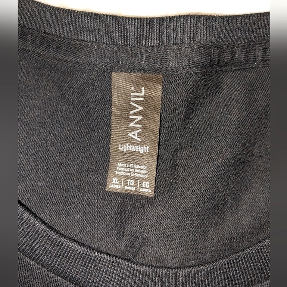 GREAT Teacher's Gift! "I'm Silently Correcting Your Grammar."Black Tee XL NWOT - Picture 4 of 6